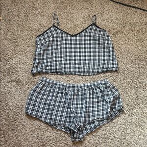 Colsie Black and White Plaid Two Piece Pajama Set Size XL